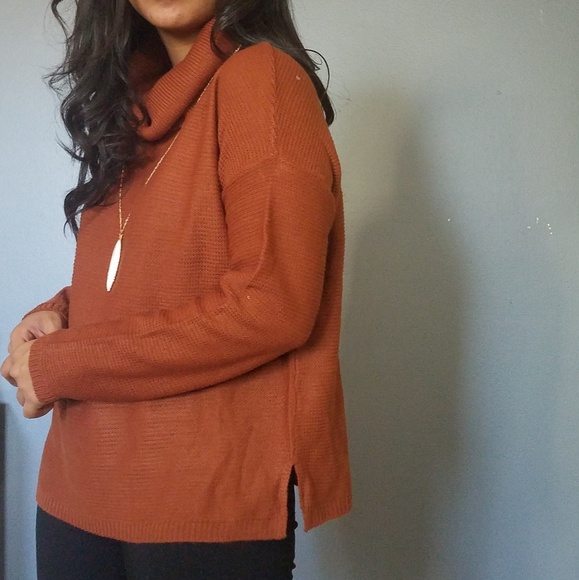 RUSTY ORANGE SWEATER - Picture 2 of 7